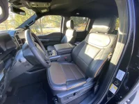 Front seats.webp