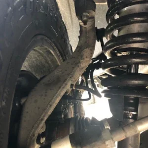 Paasenger side front ICON shock oil .jpg