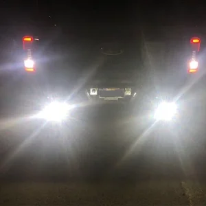 SPV Rigid SR-L reverse lights on.jpg