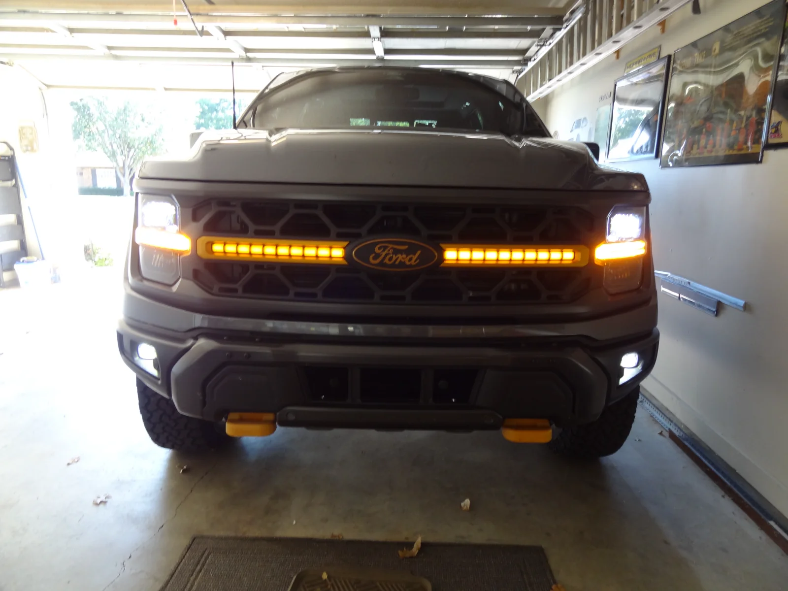 GrilleLights_7.webp