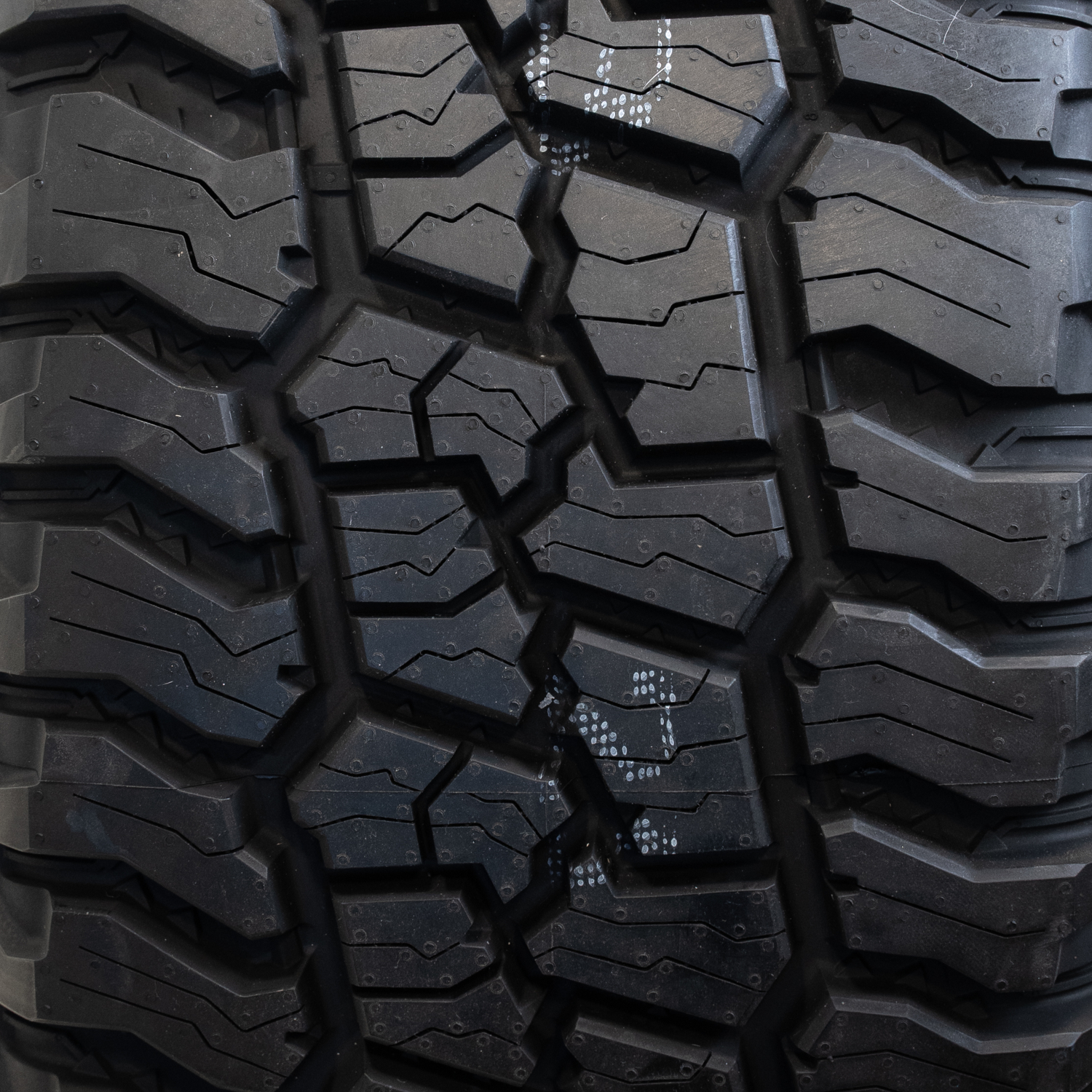 www.customwheeloffset.com