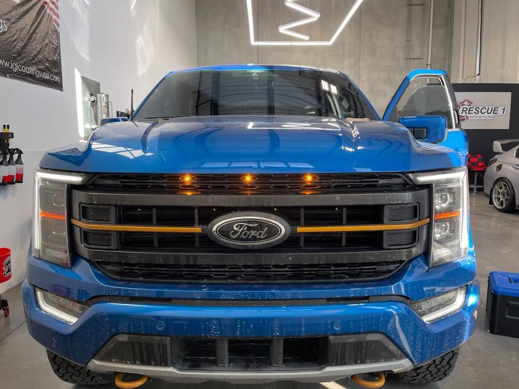 customautoworksstore.com